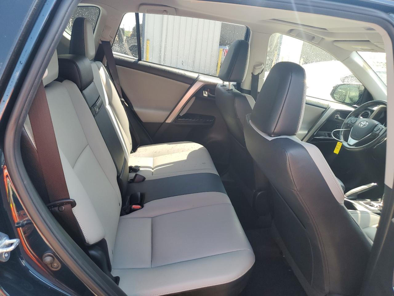 JTMDJREV4HD126115 2017 Toyota Rav4 Hv Limited