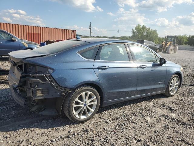 VIN 3FA6P0LU4KR126780 2019 Ford Fusion, SE no.3