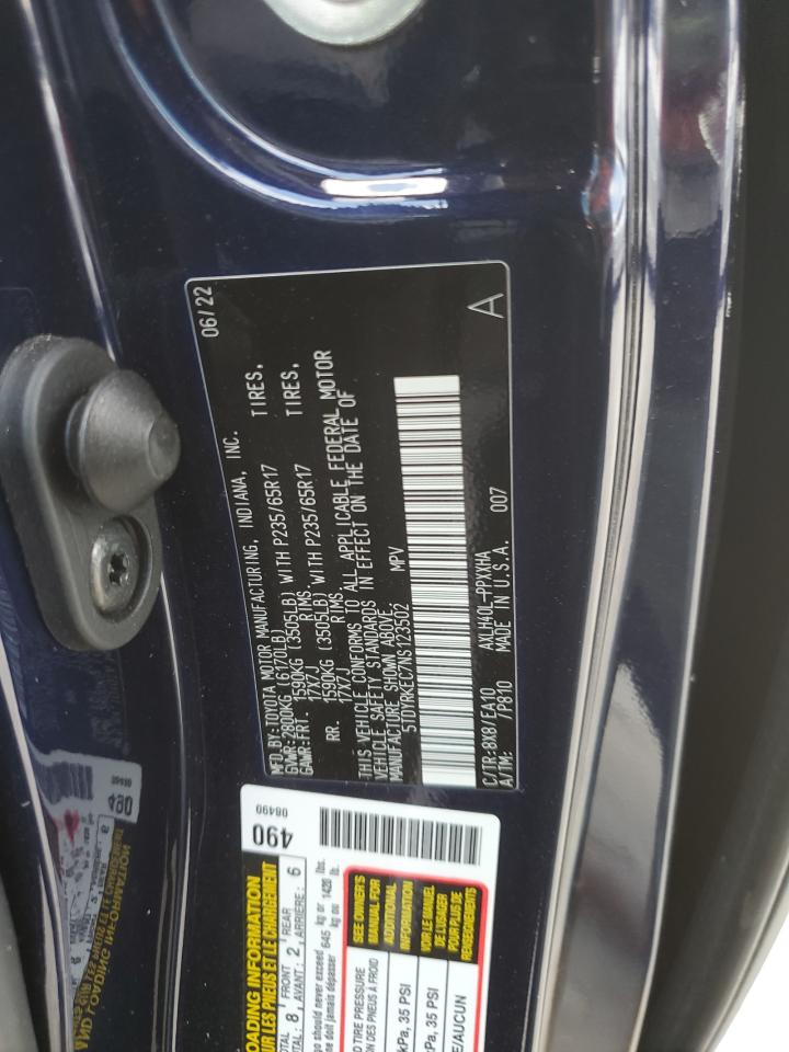 5TDYRKEC7NS123502 2022 Toyota Sienna Xle