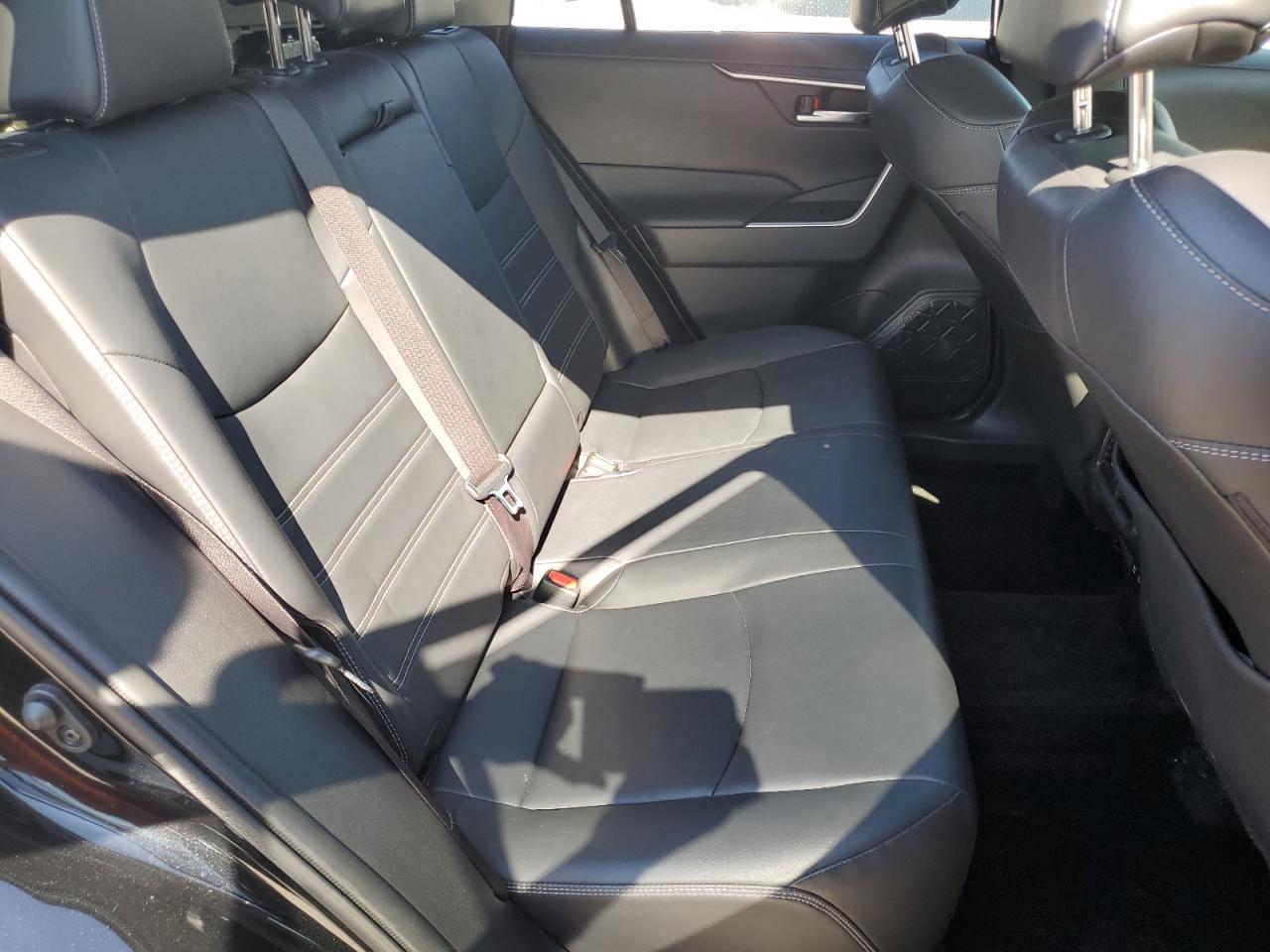 JTMA1RFV5LD525898 2020 Toyota Rav4 Xle Premium