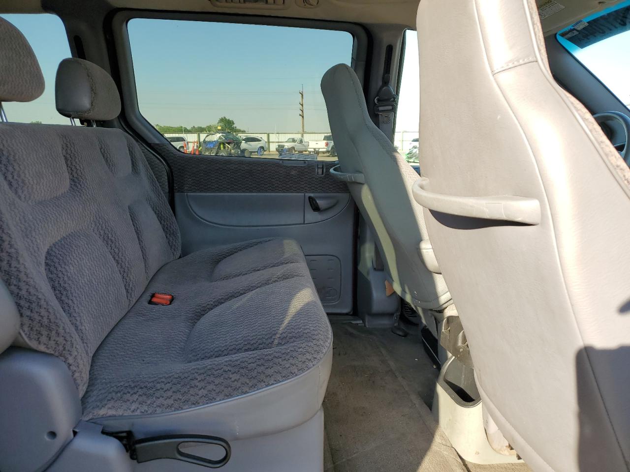 2B4GP44RXXR304489 1999 Dodge Grand Caravan Se