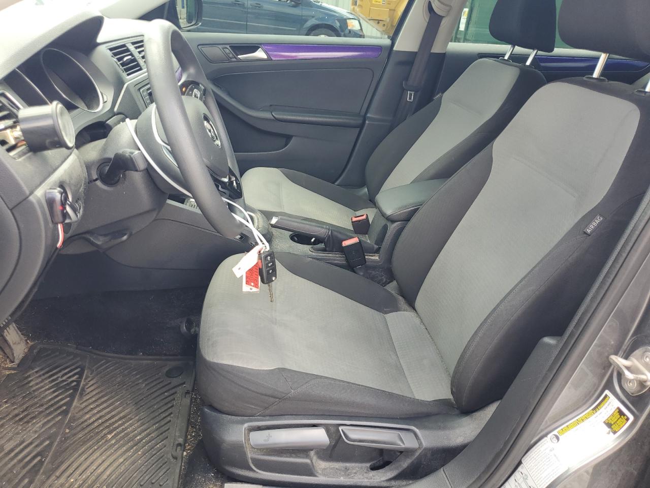 3VW167AJ4HM329504 2017 Volkswagen Jetta S