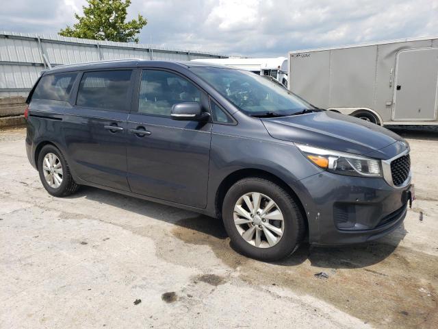 VIN KNDMB5C11H6236498 2017 KIA Sedona, LX no.4