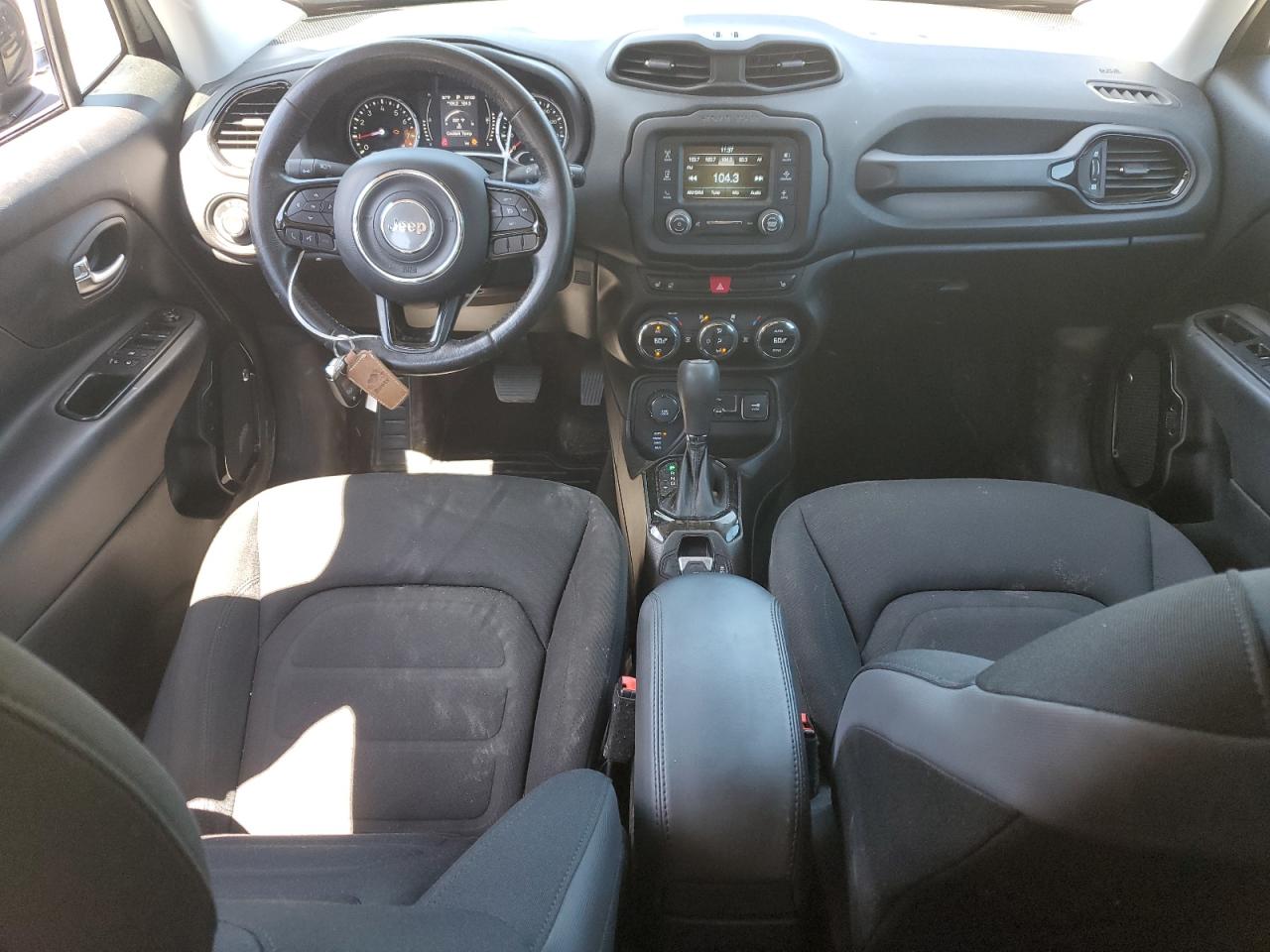 ZACCJBBT6GPD00739 2016 Jeep Renegade Latitude