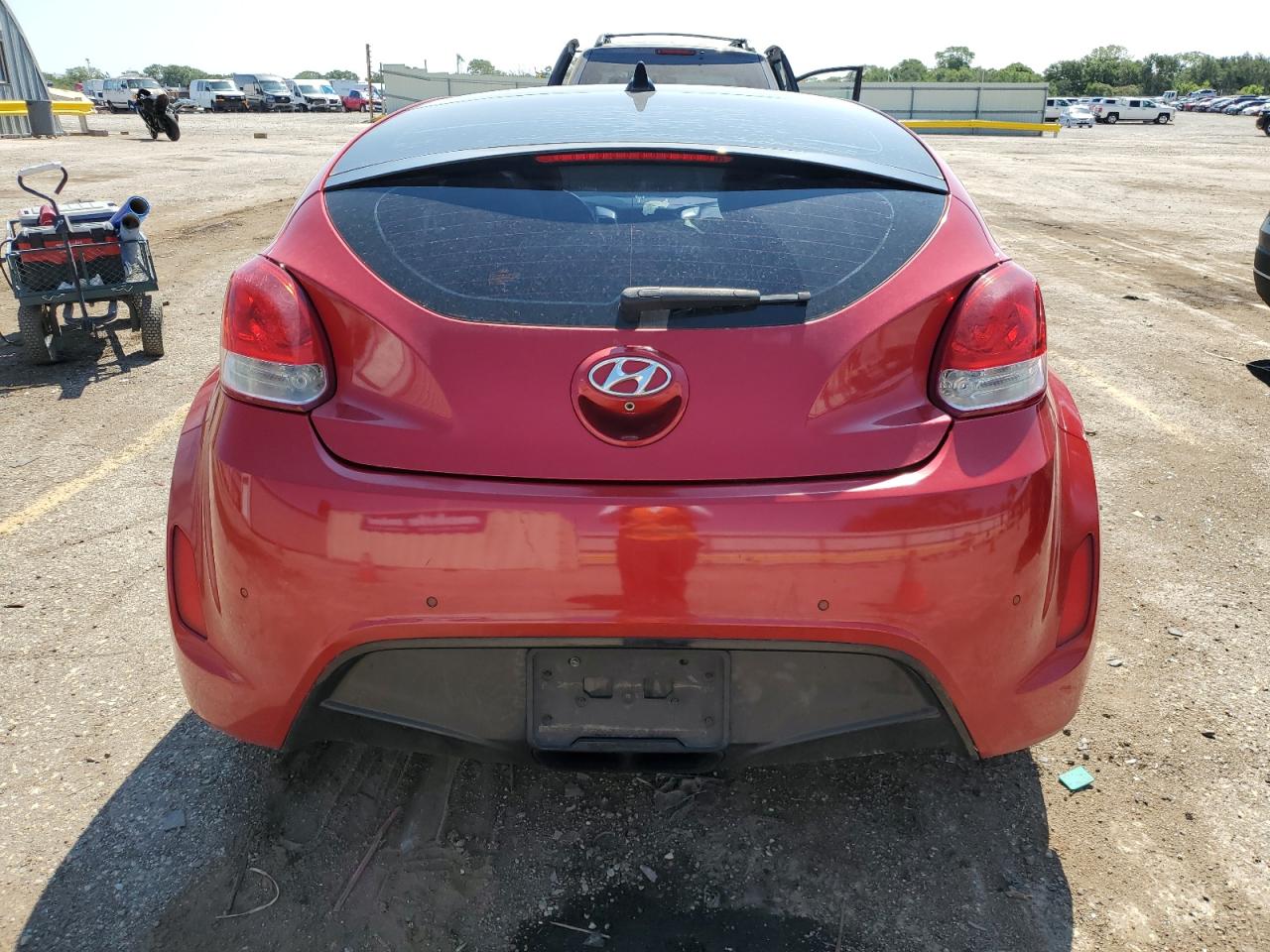 2013 Hyundai Veloster vin: KMHTC6AD4DU101562