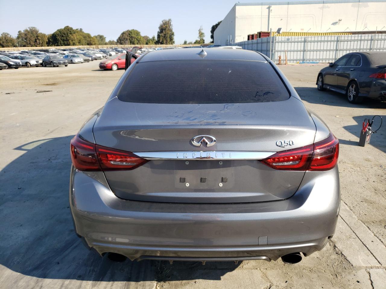 JN1EV7AP3JM358721 2018 Infiniti Q50 Luxe