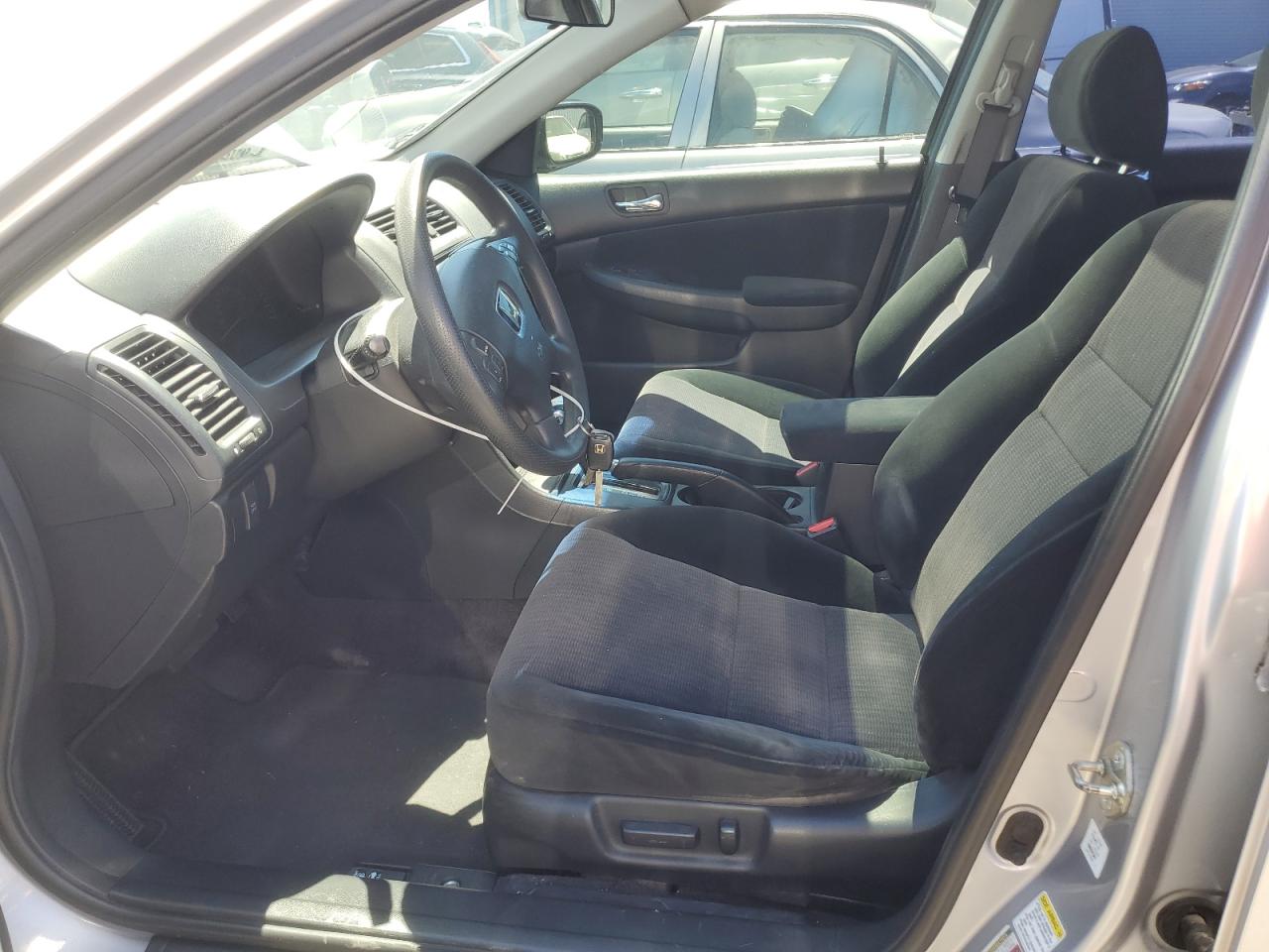 1HGCM66344A023109 2004 Honda Accord Lx