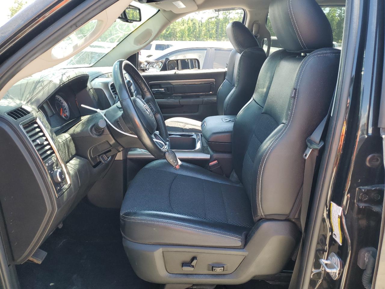 3C63RPHL6JG430596 2018 Ram 3500 Slt