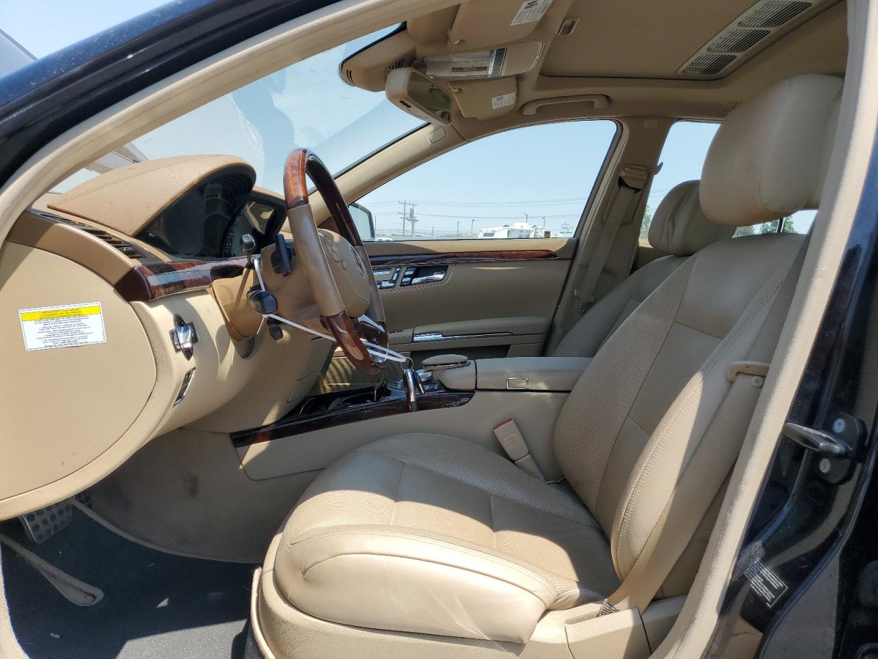 WDDNG7BB0AA321269 2010 Mercedes-Benz S 550