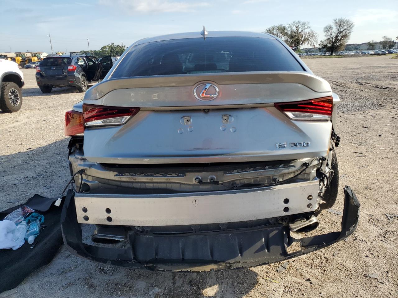 JTHBA1D26J5062254 2018 Lexus Is 300