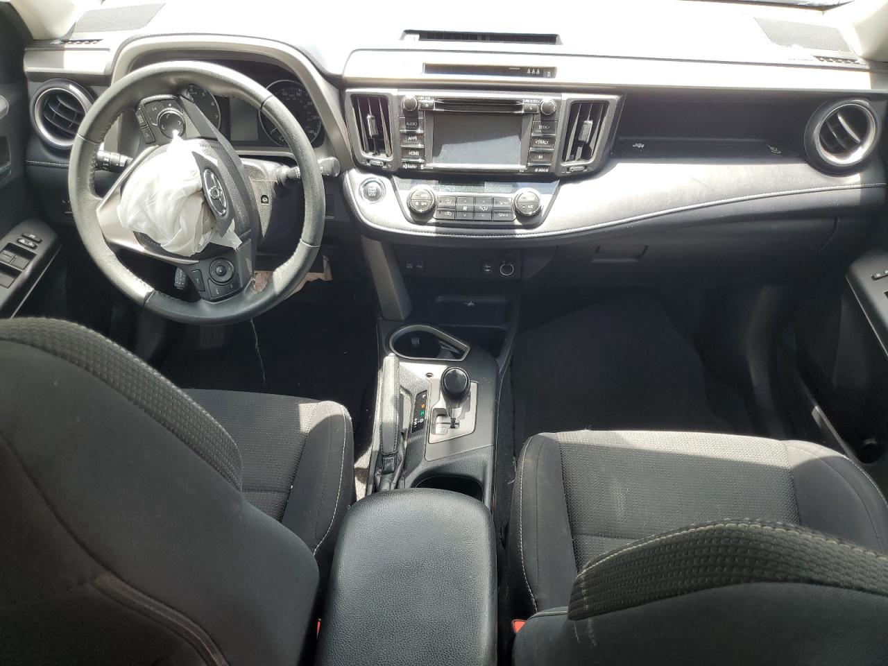 2T3WFREV2HW399003 2017 Toyota Rav4 Xle