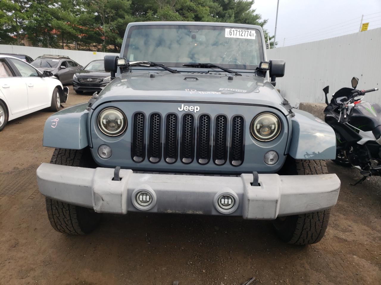 2015 Jeep Wrangler Unlimited Sahara vin: 1C4BJWEG3FL558253