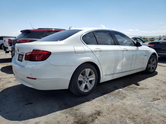 VIN WBAXH5C55DDW11777 2013 BMW 5 Series, 528 XI no.3