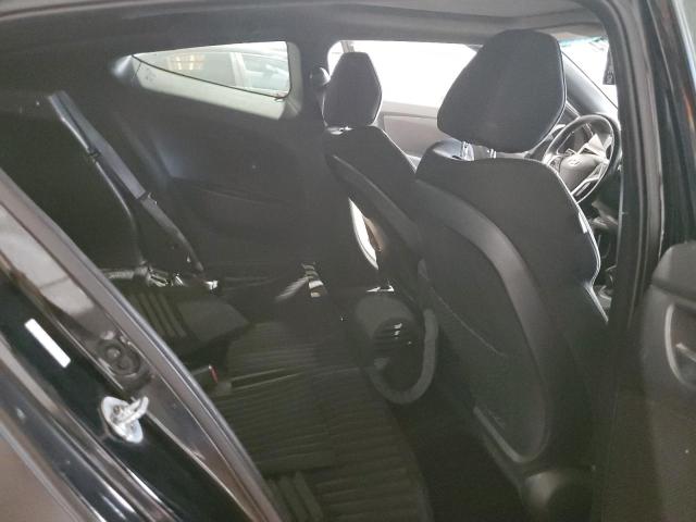 2017 Hyundai Veloster VIN: KMHTC6AD4HU322858 Lot: 61901874