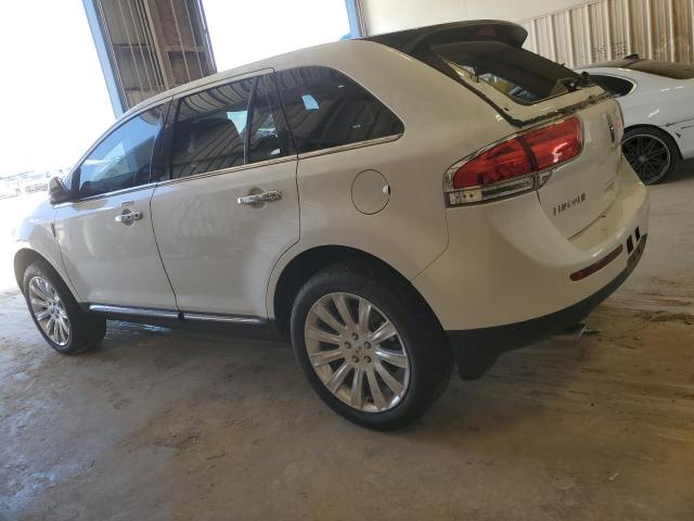 VIN 2LMDJ8JK3DBL11732 2013 Lincoln MKX no.2