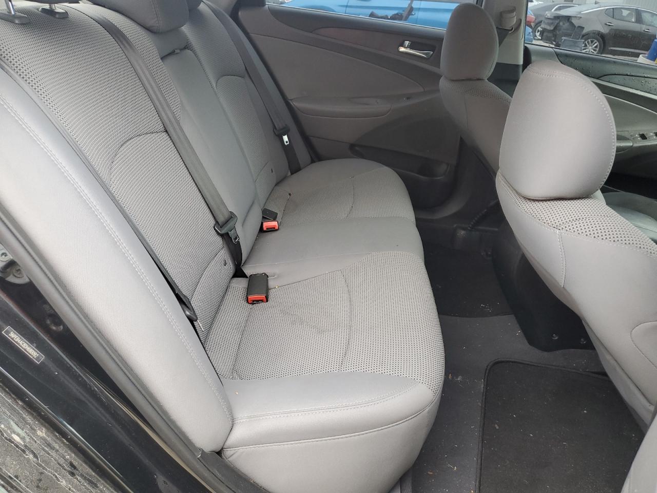 5NPEB4AC8DH680092 2013 Hyundai Sonata Gls