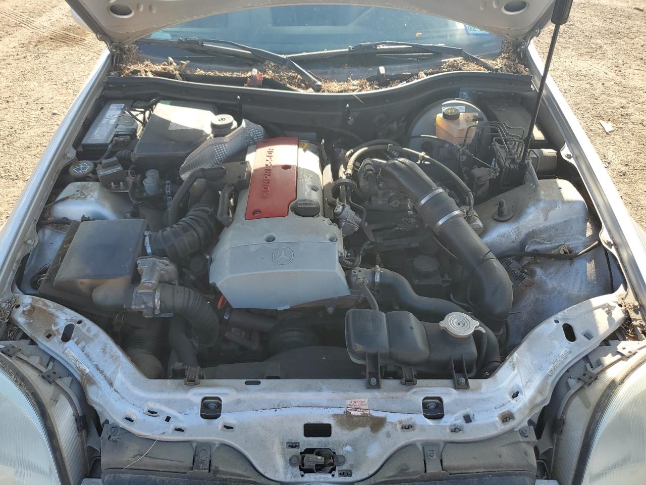 WDBKK47F1WF056148 1998 Mercedes-Benz Slk 230 Kompressor