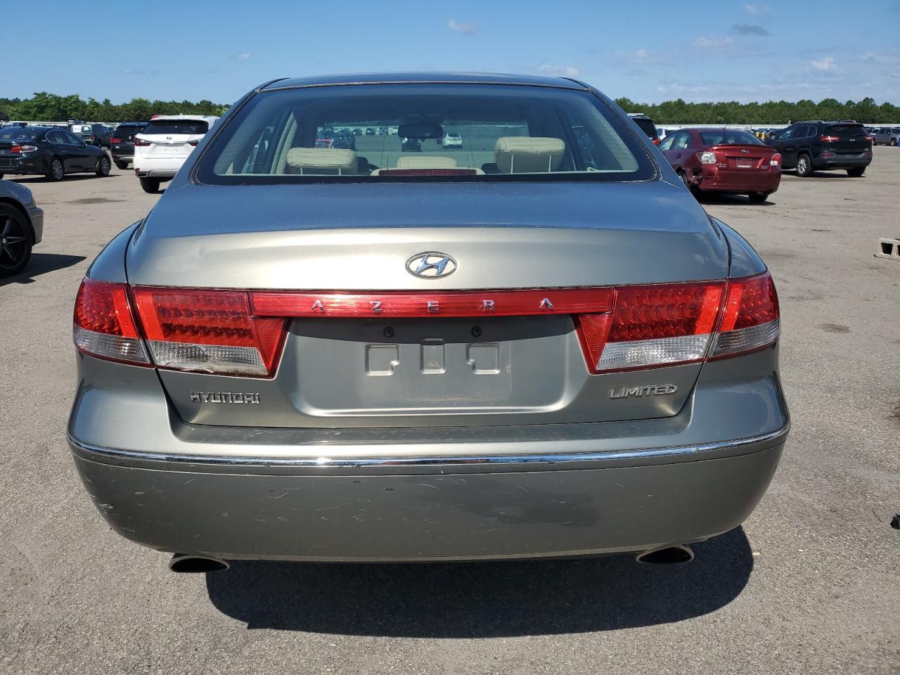 KMHFC46F97A176730 2007 Hyundai Azera Se