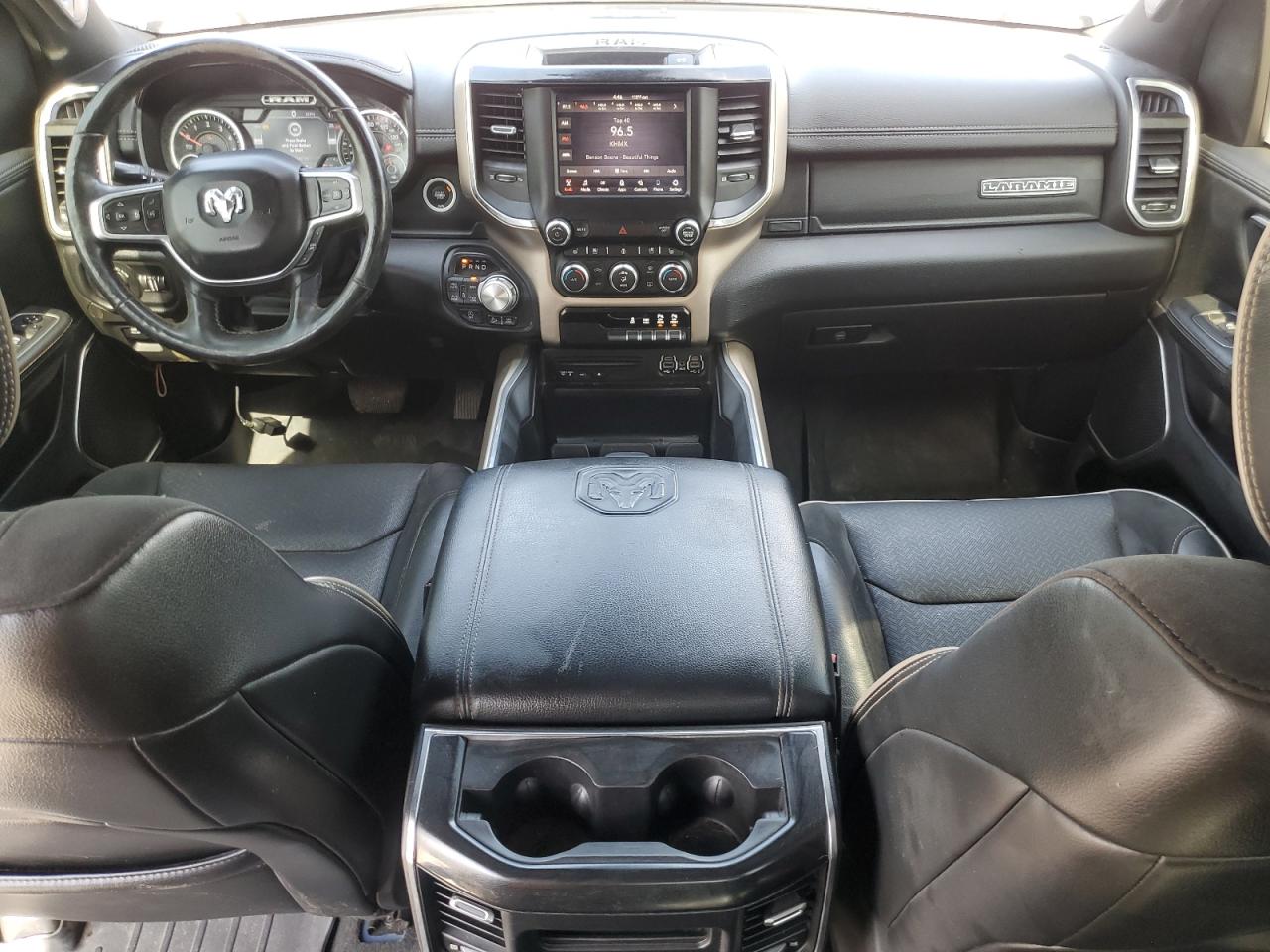 1C6SRFJT3KN605816 2019 Ram 1500 Laramie