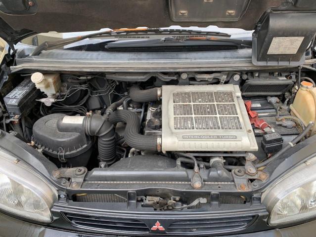 PE8W0003766 1994 Mitsubishi Delica