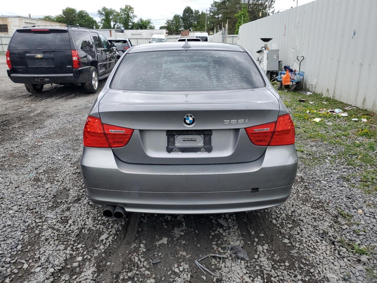 WBAPK5C51BA655517 2011 BMW 328 Xi Sulev