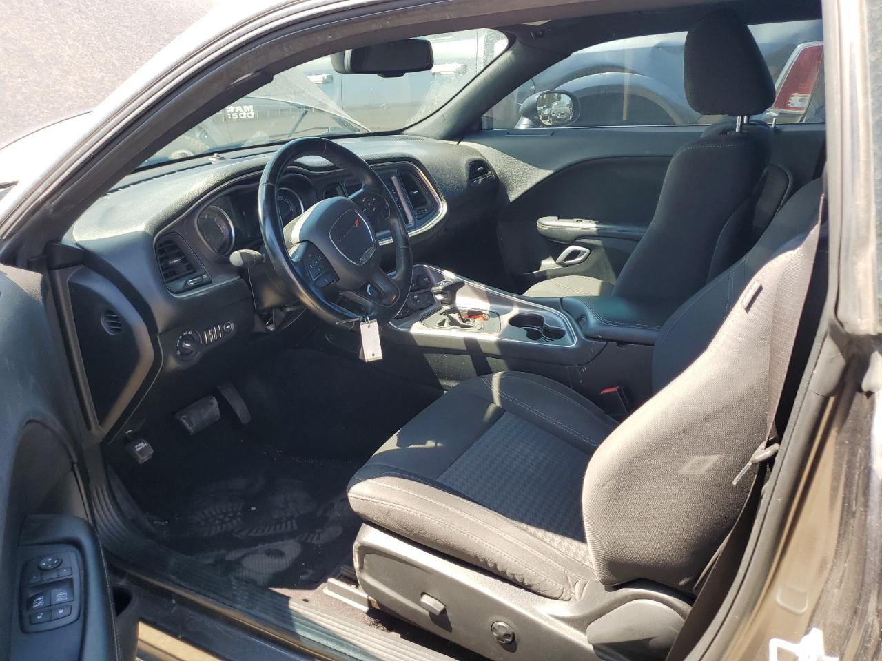 2C3CDZAG2HH501338 2017 Dodge Challenger Sxt