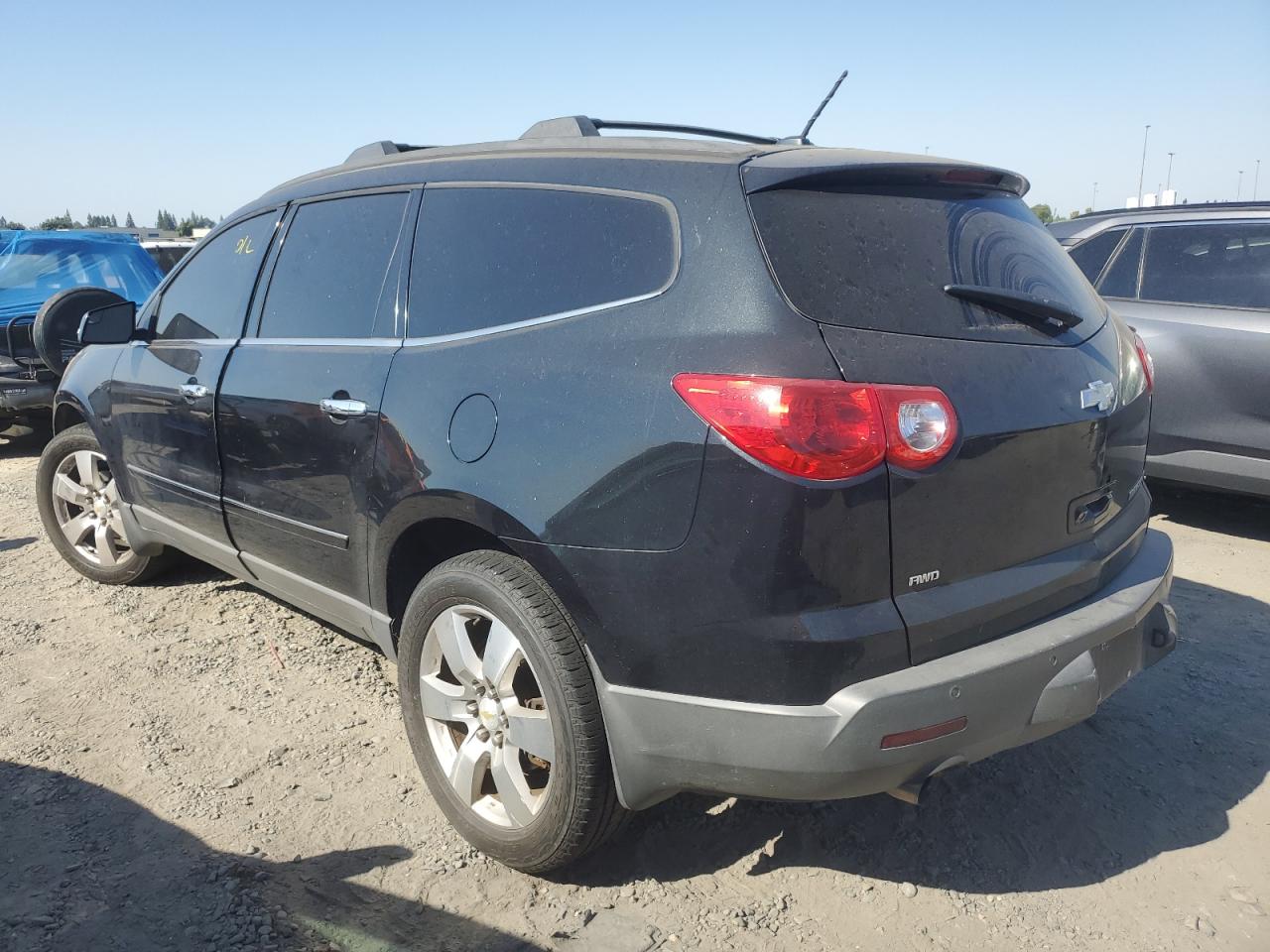 Lot #2979306596 2011 CHEVROLET TRAVERSE L