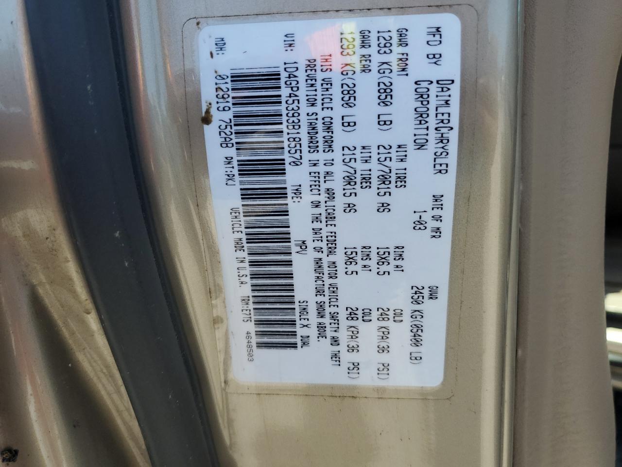 1D4GP45393B185570 2003 Dodge Caravan Sport