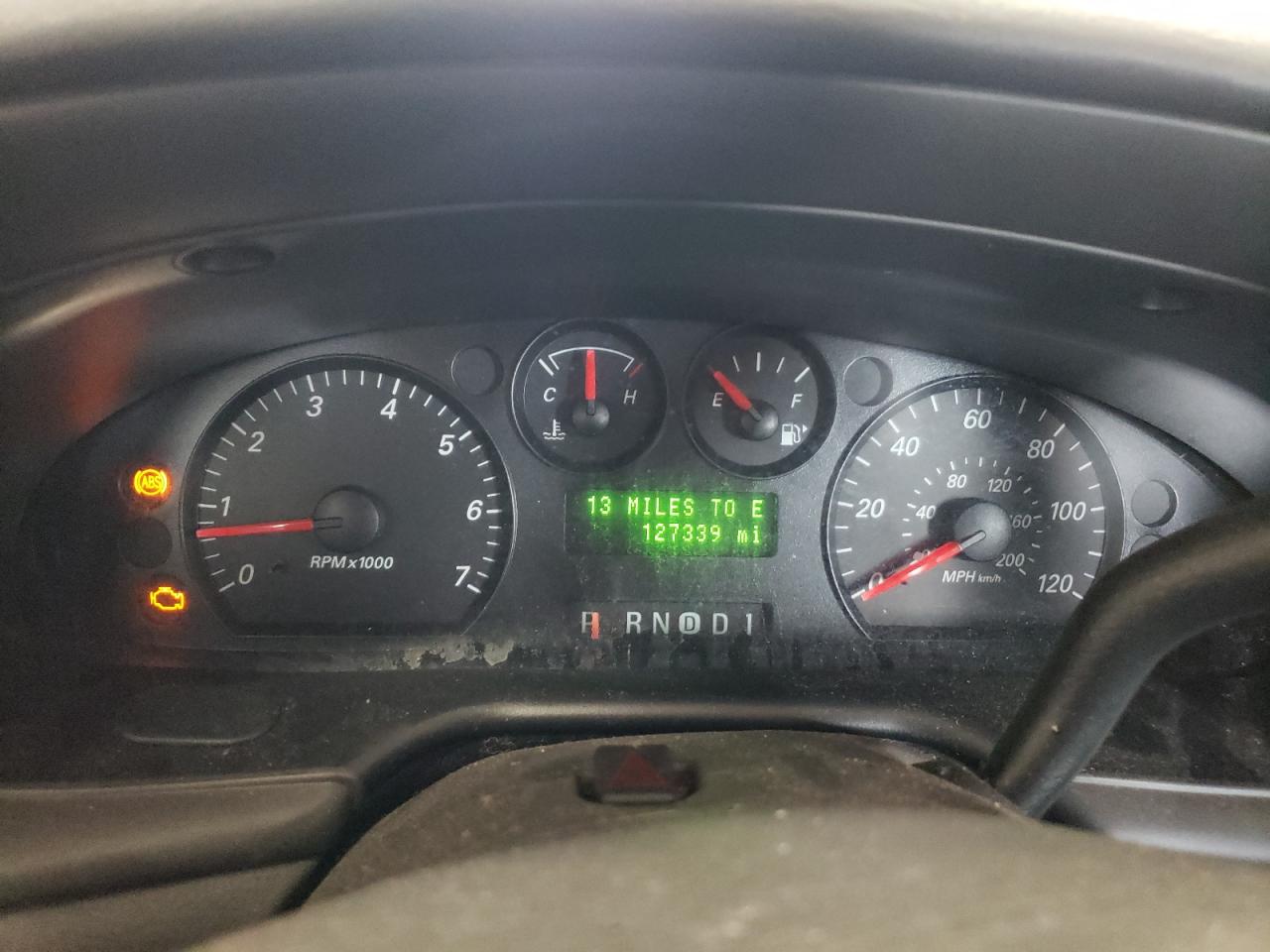 1FAFP53U74A213048 2004 Ford Taurus Se