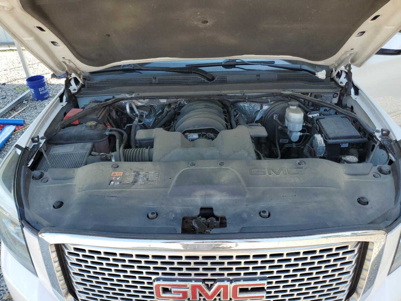 1GKS2CKJ7GR159098 2016 GMC Yukon Denali