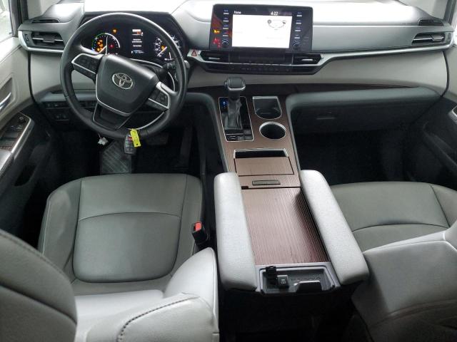 2021 TOYOTA SIENNA XLE - 5TDYRKEC9MS017440