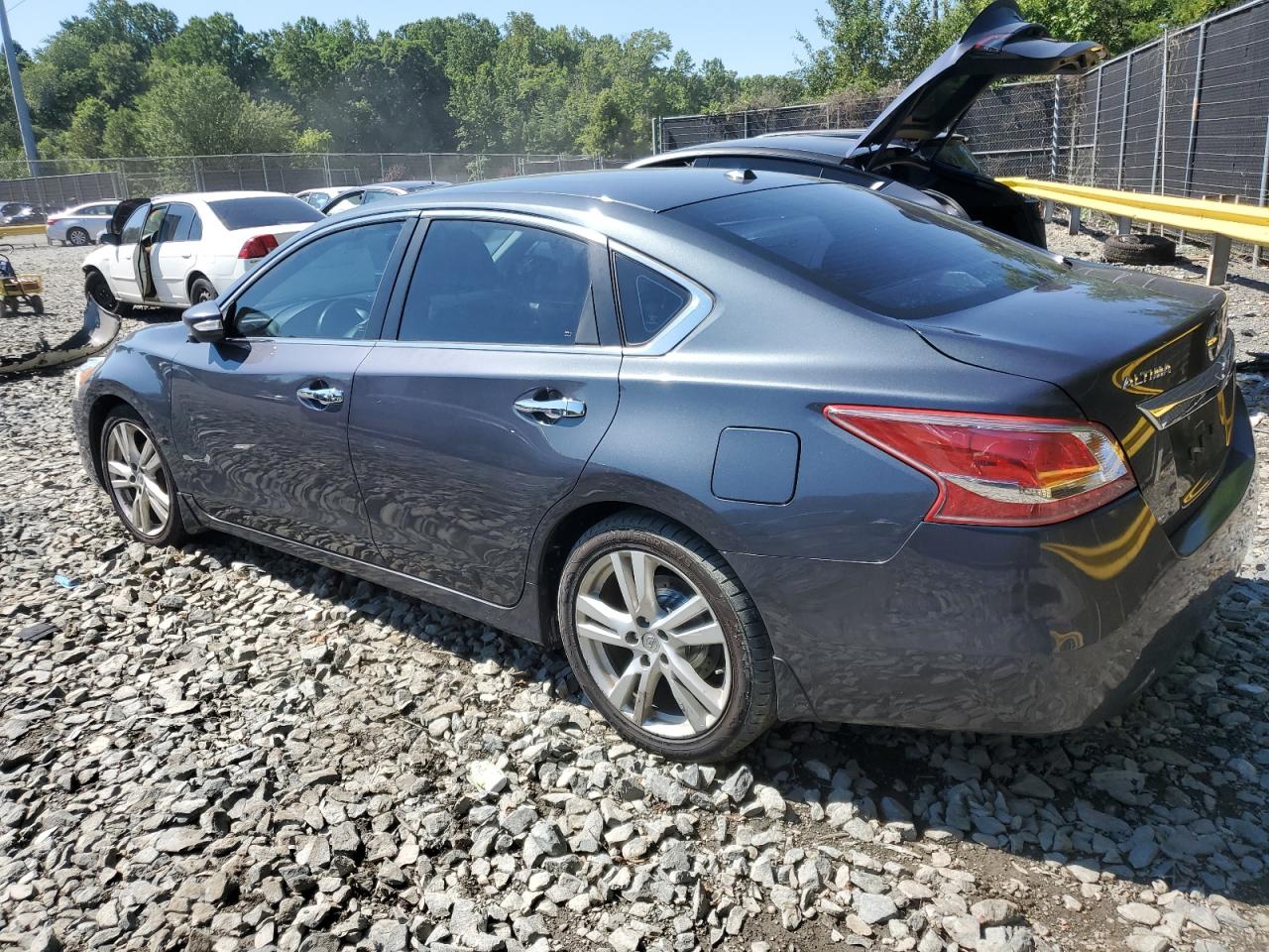 2013 Nissan Altima 3.5S vin: 1N4BL3AP4DN490955