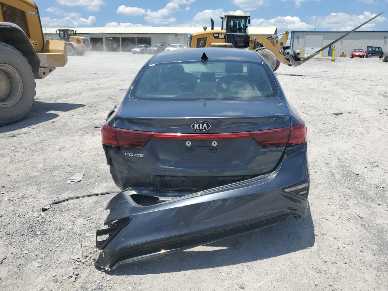 3KPF24AD0ME271750 2021 Kia Forte Fe