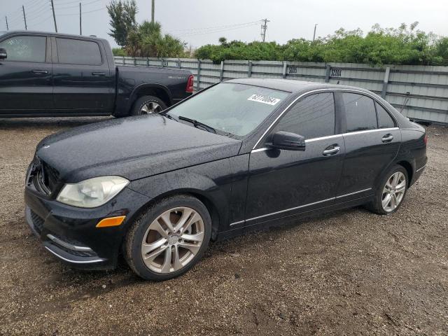 VIN WDDGF4HB7DA759776 2013 Mercedes-Benz C-Class, 250 no.1