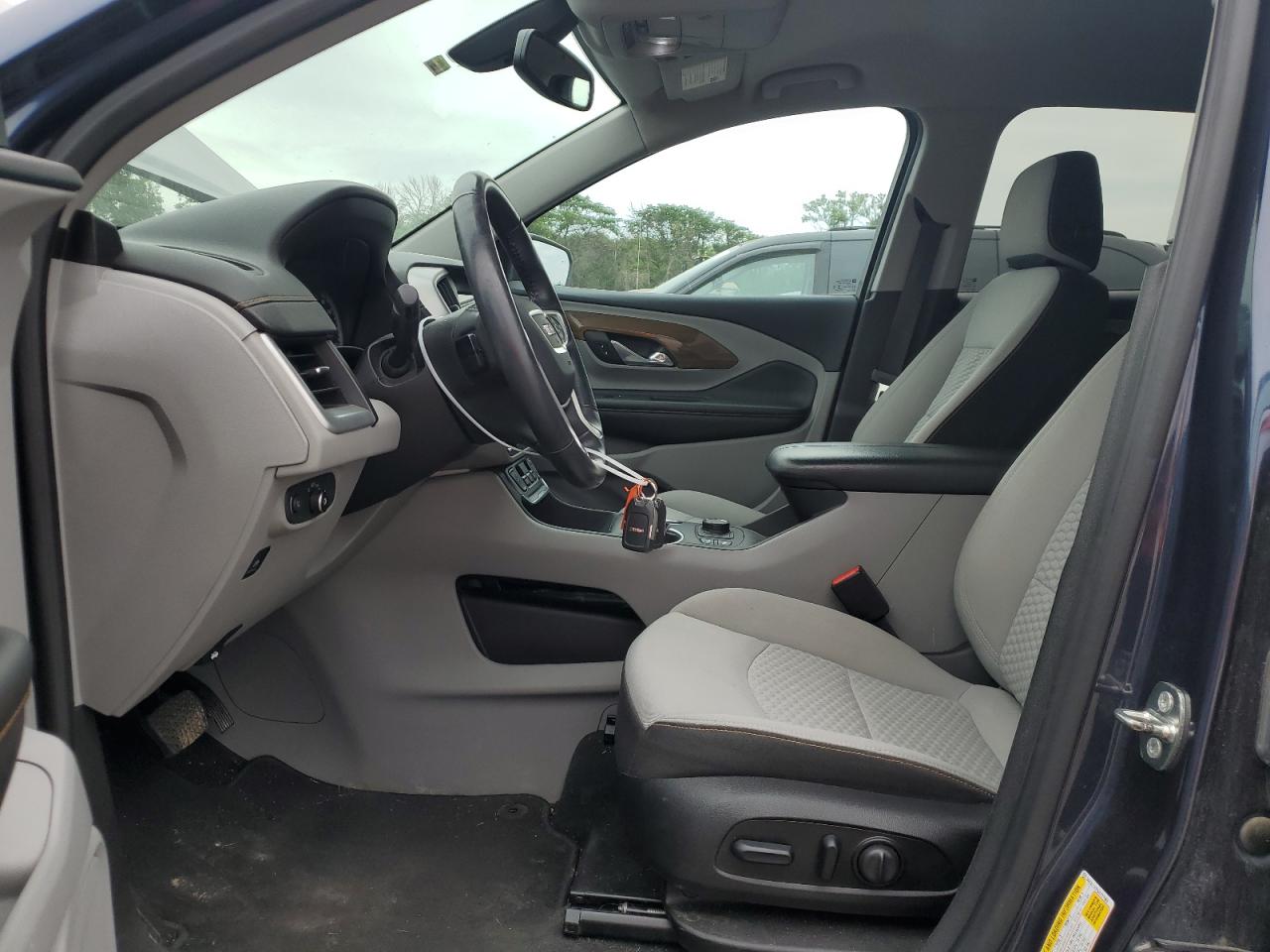 3GKALTEX0JL211565 2018 GMC Terrain Sle