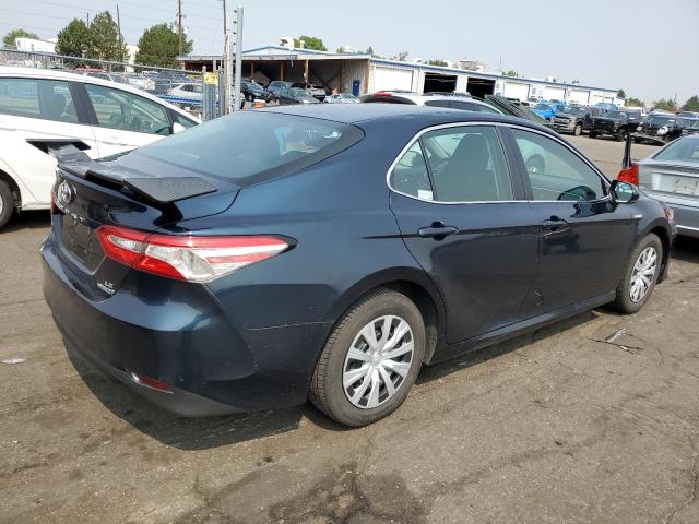 VIN 4T1B31HK5JU501371 2018 Toyota Camry, LE no.3