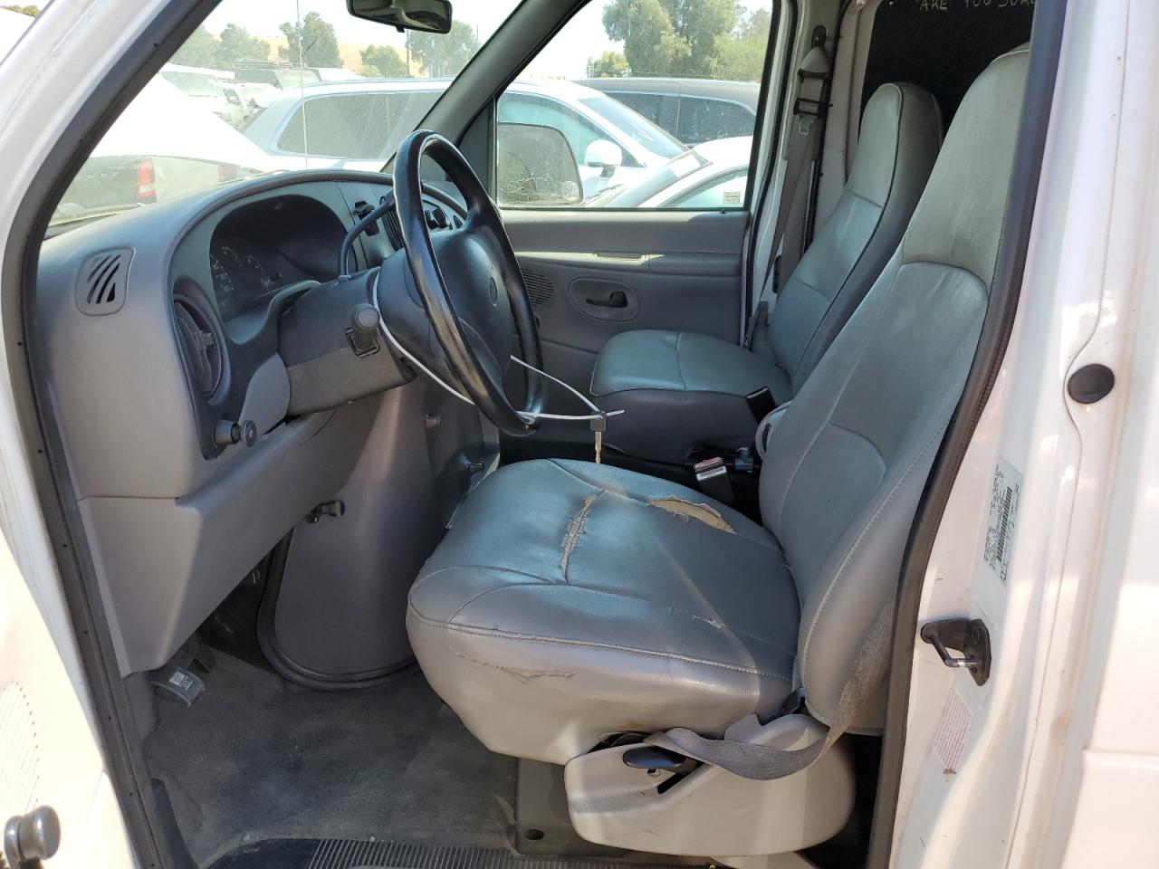 1FTRE1424XHB26920 1999 Ford Econoline E150 Van