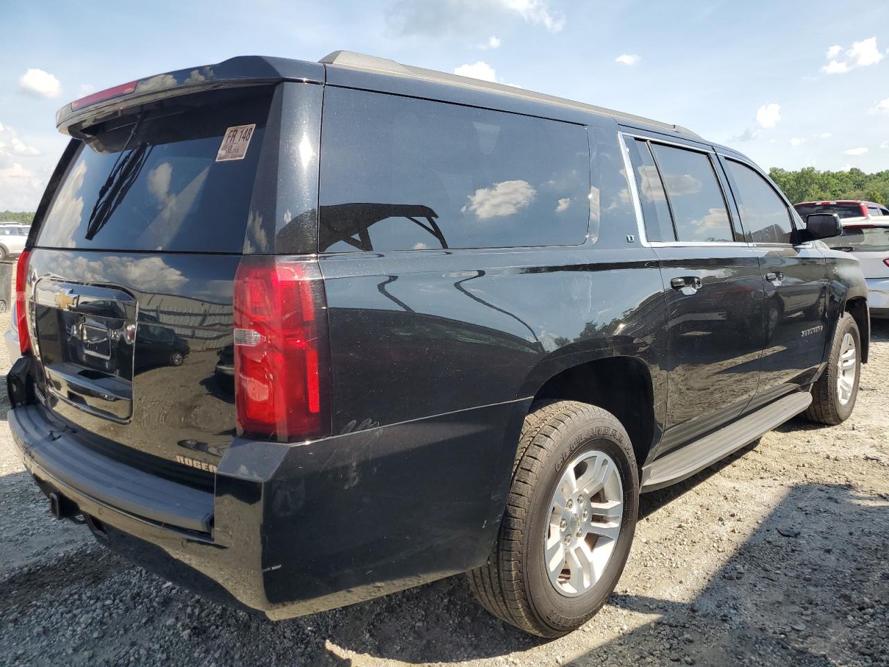 2018 Chevrolet Suburban C1500 Lt vin: 1GNSCHKC1JR266105