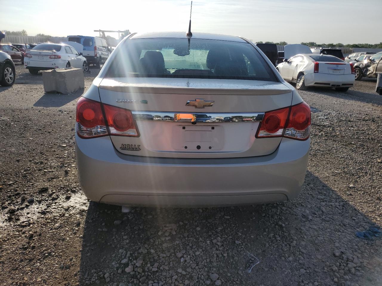 2014 Chevrolet Cruze vin: 1G1P75SZ5E7274885