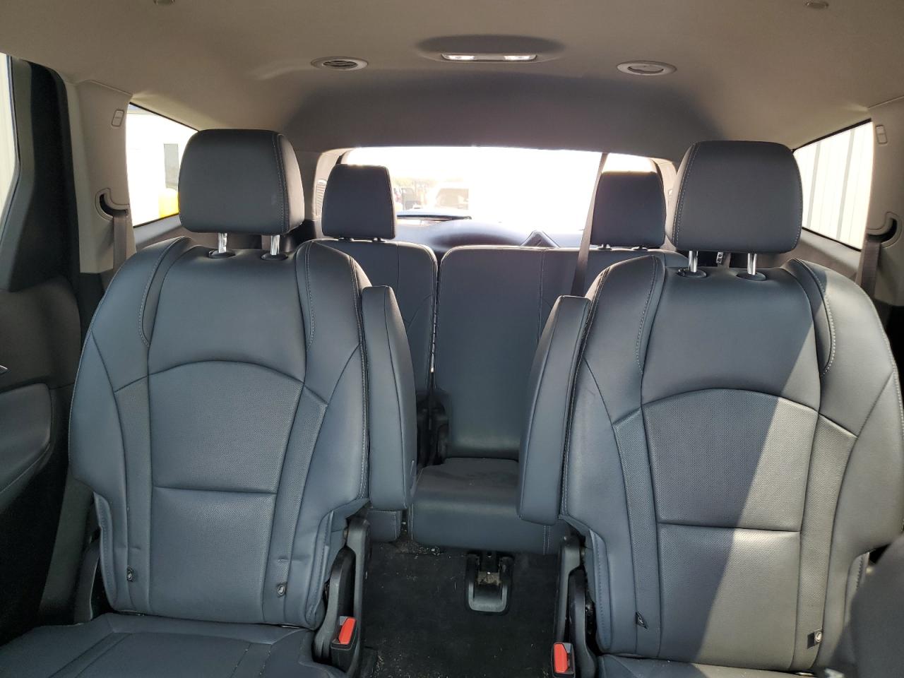 5GAEVAKW1LJ106469 2020 Buick Enclave Essence