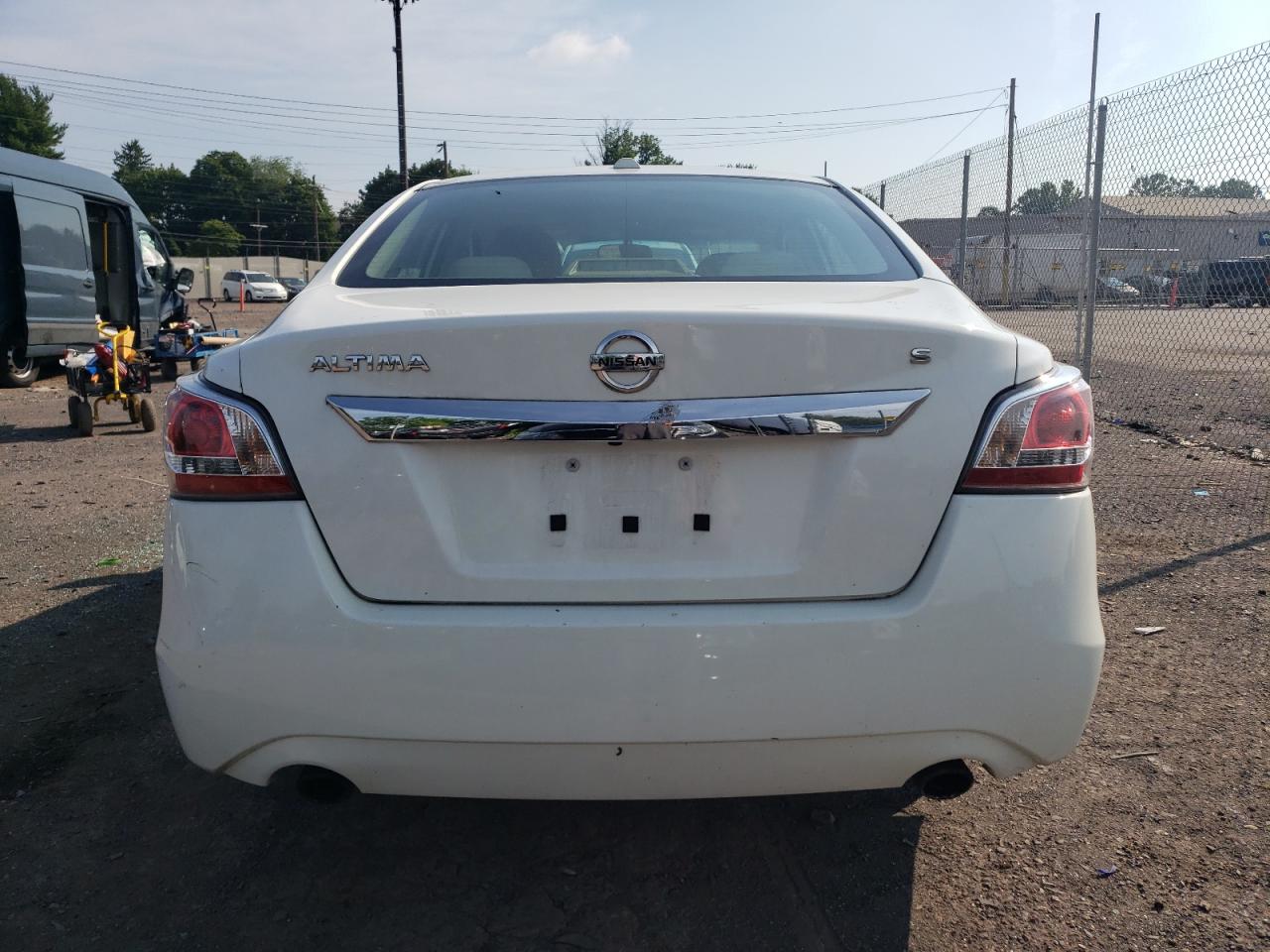 2015 Nissan Altima 2.5 vin: 1N4AL3AP0FN866730