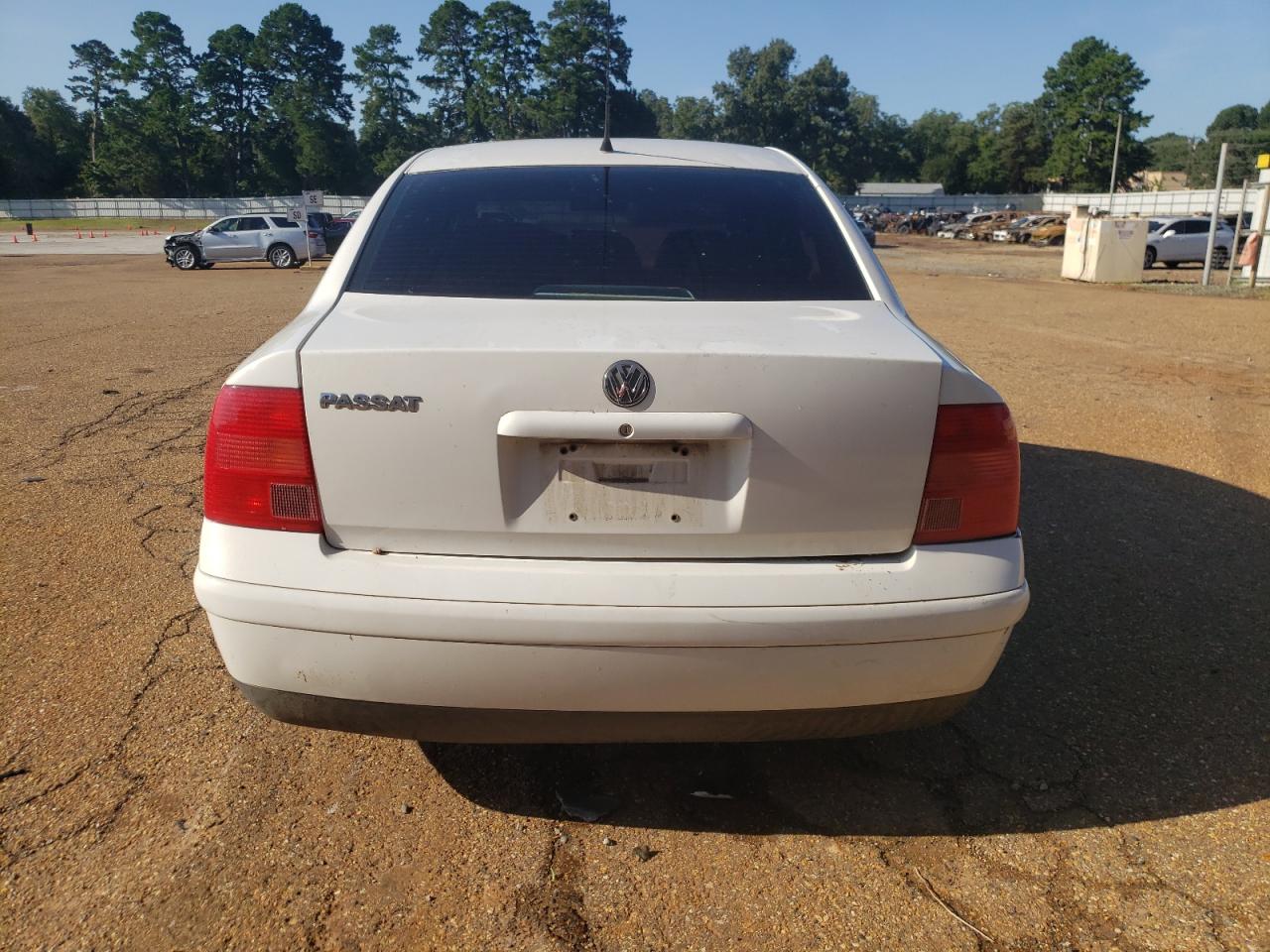 WVWAC63B41P025763 2001 Volkswagen Passat Gls