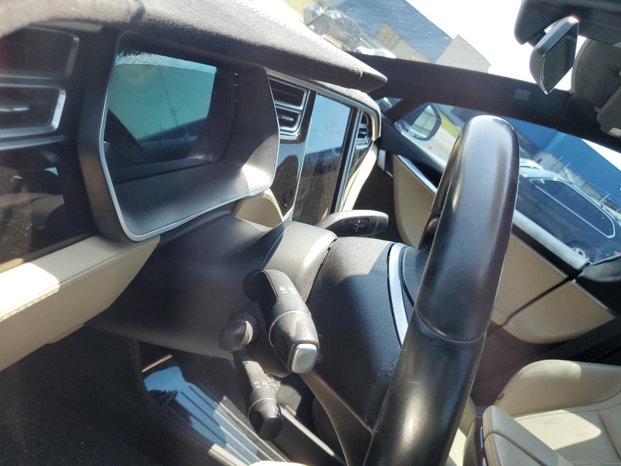 5YJSA1E41GF120392 2016 Tesla Model S