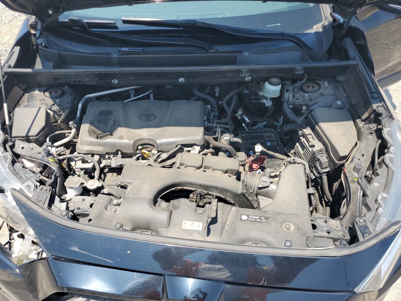 JTMP1RFV4KD003935 2019 Toyota Rav4 Xle