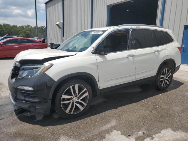 2017 HONDA PILOT TOUR #3029458739