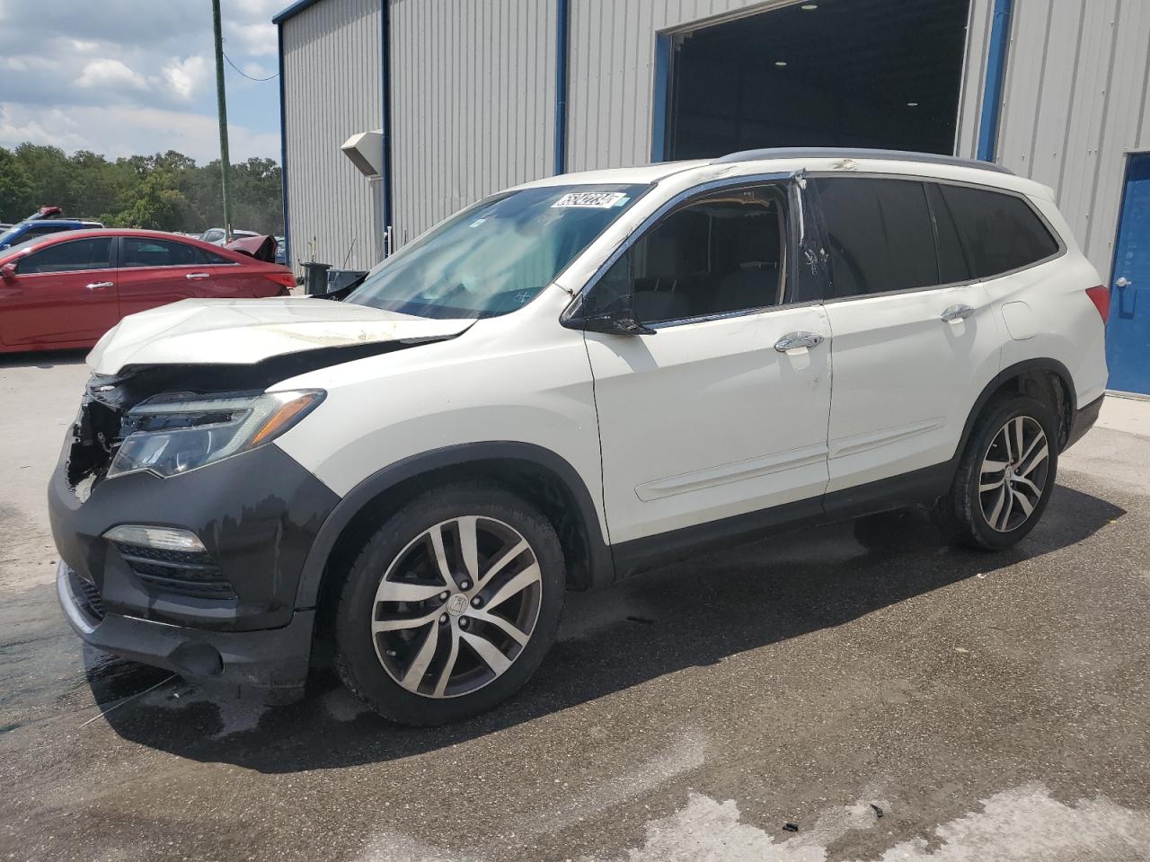 Lot #3029458739 2017 HONDA PILOT TOUR