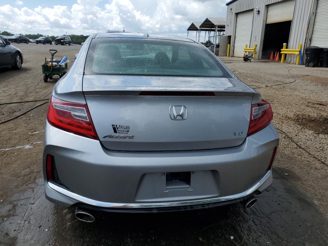 2017 Honda Accord Exl vin: 1HGCT2B85HA003633