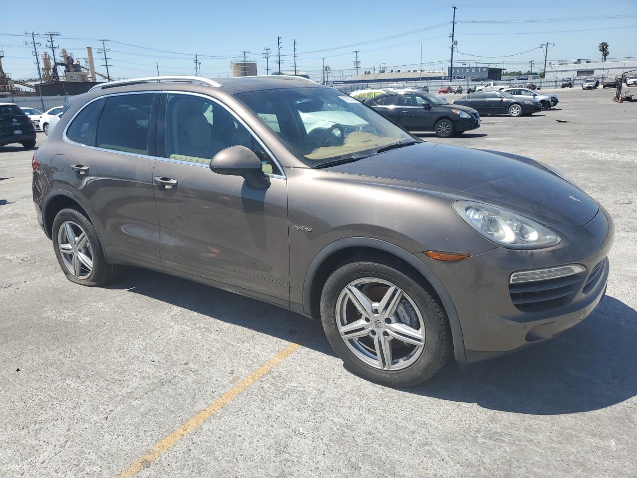 2012 Porsche Cayenne S Hybrid vin: WP1AE2A22CLA91548