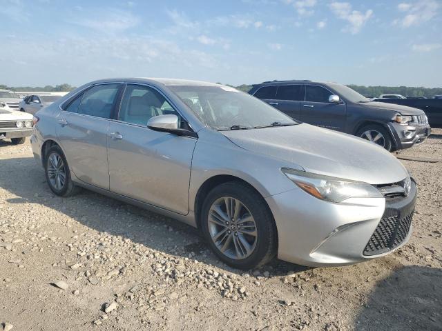 VIN 4T1BF1FK0GU198552 2016 Toyota Camry, LE no.4