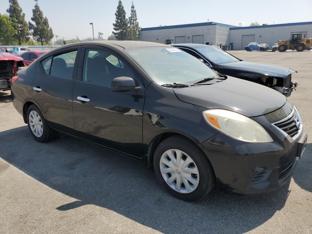 2013 Nissan Versa S vin: 3N1CN7AP7DL863876